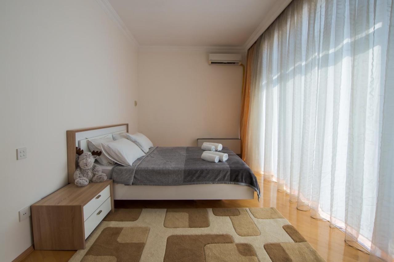 Central Apart Baku Bagian luar foto